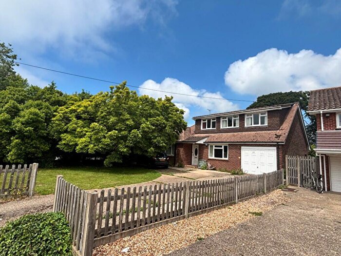 4 Bedroom Detached Bungalow For Sale In Rollestone Road, SO45