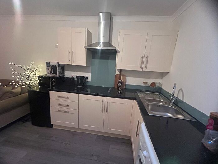 1 Bedroom Flat To Rent In Upper Bridge Street, Stirling Town, Stirling, FK8