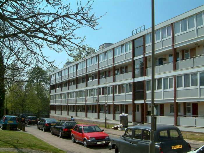 4 Bedroom Flat To Rent In Ibsley Gardens, London, SW15