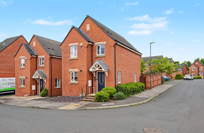 3 Bedroom Detached House For Sale In Rugby Drive, Chesterfield, S41