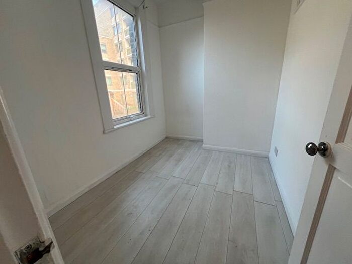 3 Bedroom End Terrace House To Rent In Willoughby Lane, London, N17