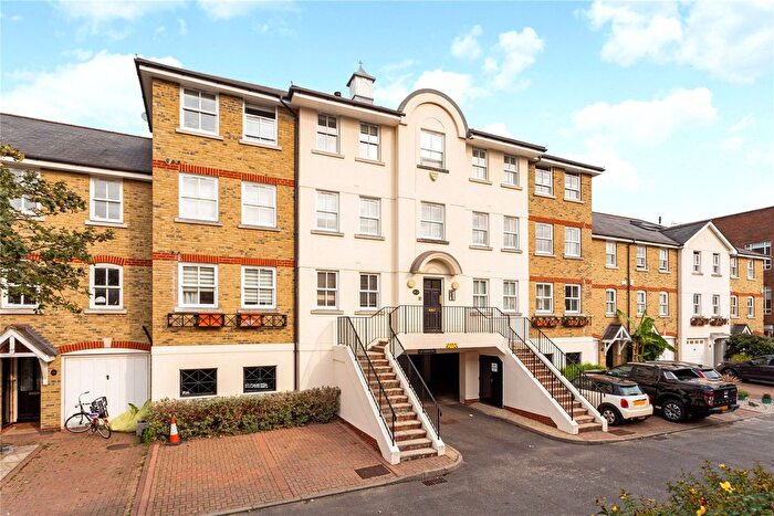 1 Bedroom Flat To Rent In Candler Mews, Amyand Park Road, Twickenham, Middlesex, TW1