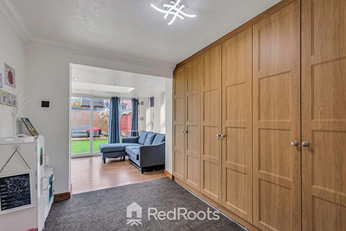 4 Bedroom Detached House For Sale In Hague Park Drive, South Kirkby, Pontefract, West Yorkshire, WF9