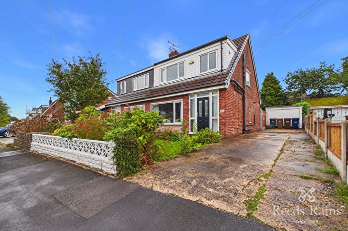 3 Bedroom Semi-Detached House For Sale In Hayfield Avenue, Hoghton, Preston, Lancashire, PR5