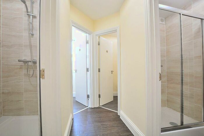 Studio To Rent In Central Crawley, West Sussex, RH11