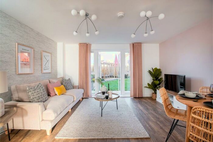 2 Bedroom Semi-Detached House For Sale In Smannel Road, Andover, SP11