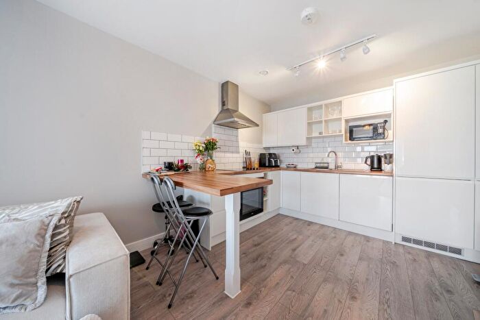 2 Bedroom Flat To Rent In Clydesdale Way Belvedere, DA17