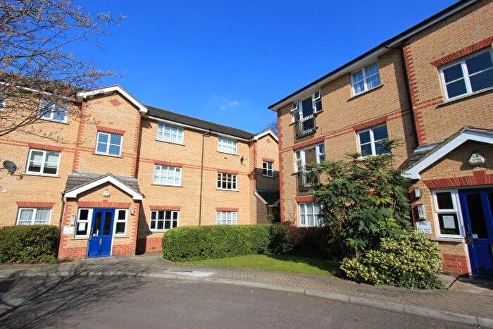 2 Bedroom Flat To Rent In Silverdale Lyric Mews, London, SE26