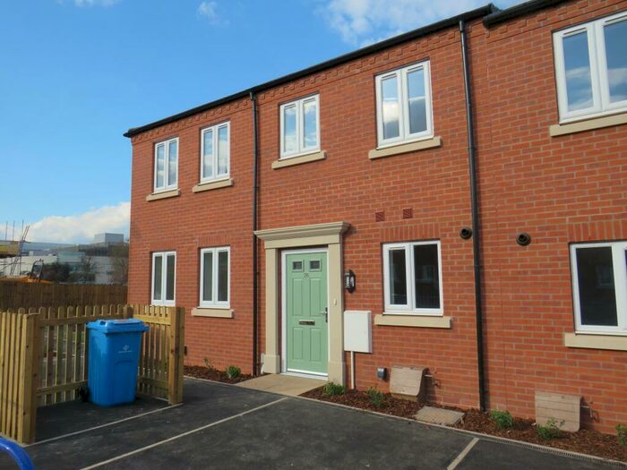 2 Bedroom Town House To Rent In Saxelbye Avenue, Derby, DE1