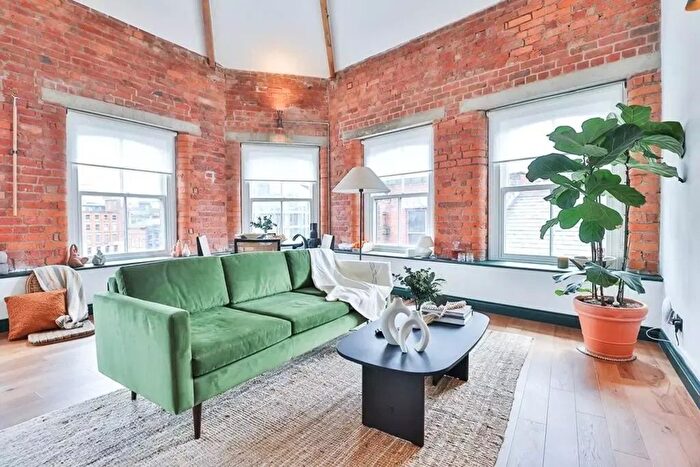 2 Bedroom Flat To Rent In Dantzic Street, Manchester, M4