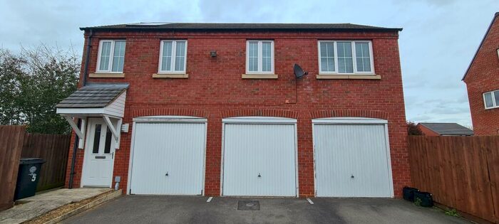 2 Bedroom Apartment To Rent In Tyne Way, Rushden, NN10