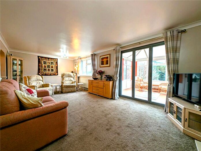 3 Bedroom Detached House For Sale In Pitt Street, Kidderminster, Worcestershire, DY10