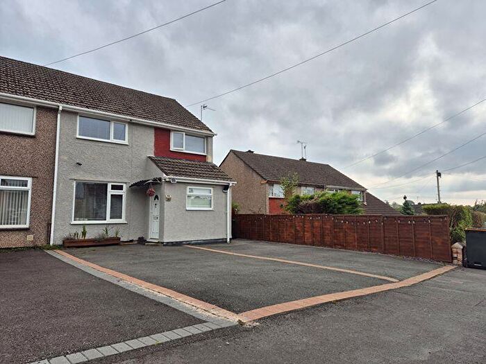 3 Bedroom Semi-Detached House To Rent In Stylish House, Welland Crescent, Newport, NP20