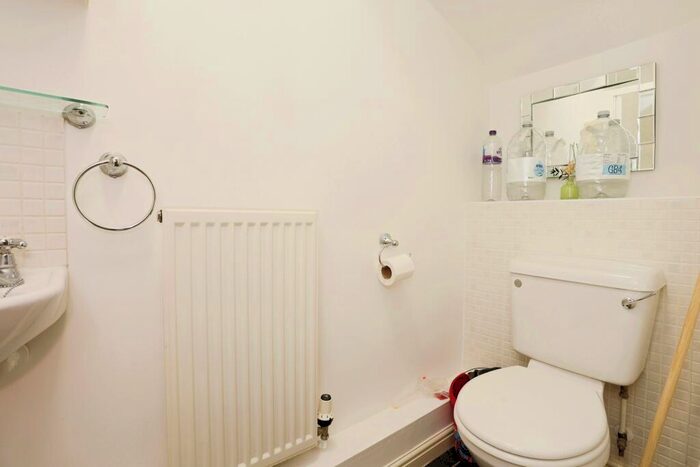 3 Bedroom Town House For Sale In South Knighton Road, Leicester, LE2