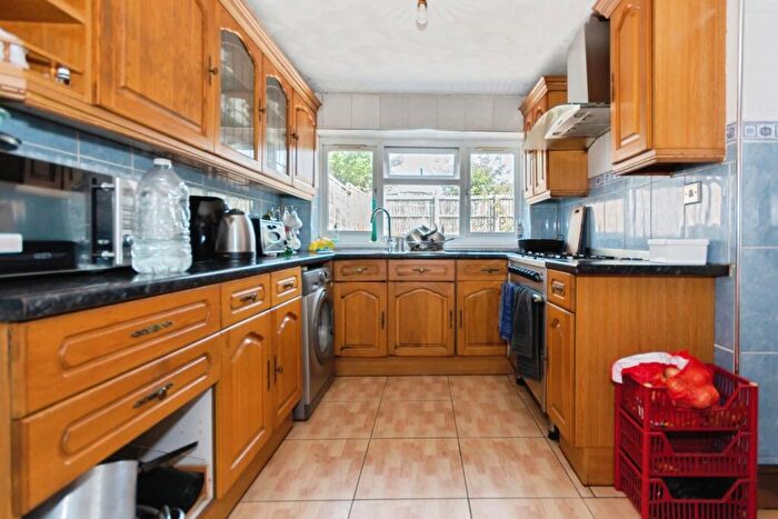 6 Bedroom Semi-Detached House For Sale In Palmerston Road, Birmingham, West Midlands, B11