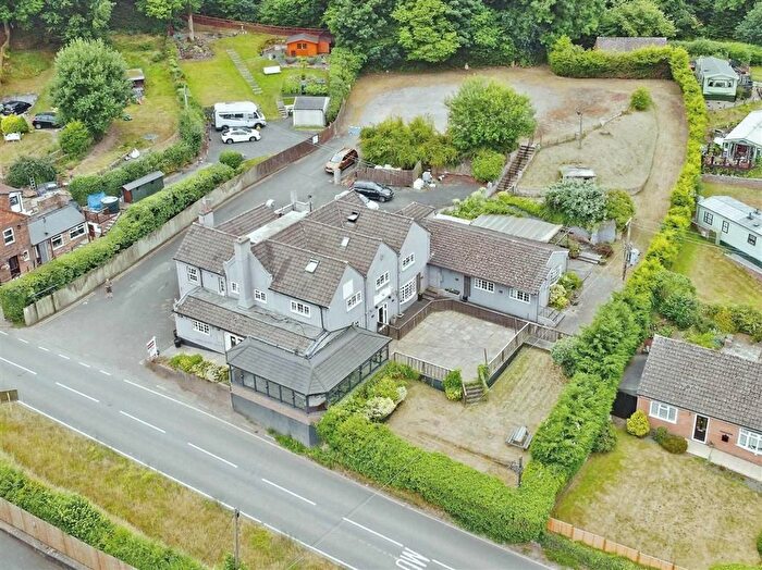 10 Bedroom Detached House For Sale In Knowle Sands, Bridgnorth, WV16