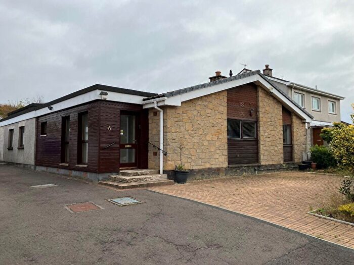 4 Bedroom Detached Bungalow For Sale In Murieston Way, Livingston, EH54