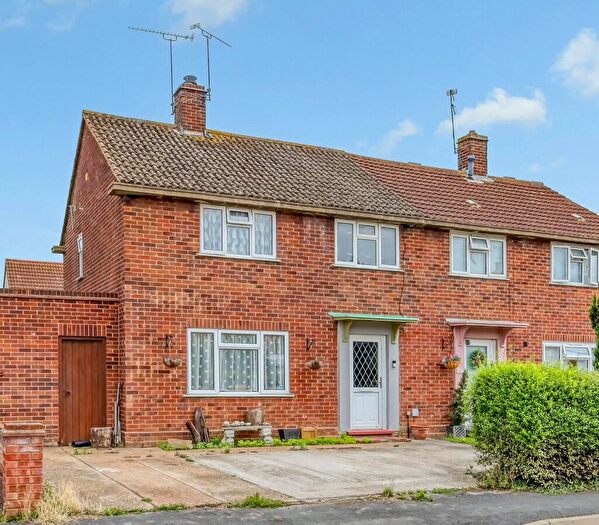 3 Bedroom Semi-Detached House For Sale In Olivers Crescent, Great Wakering, Southend-on-Sea, Essex, SS3