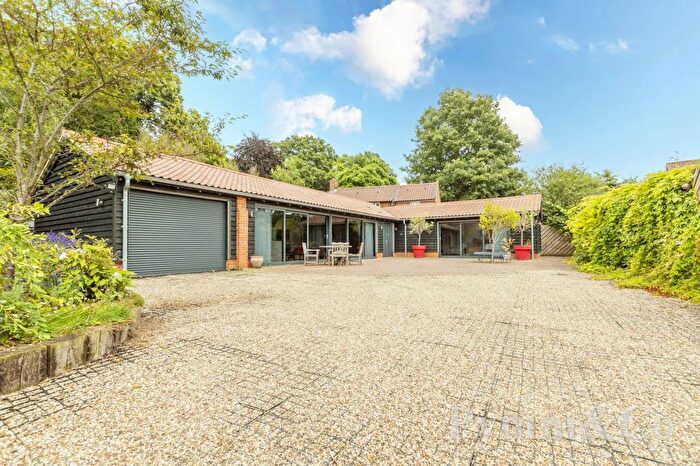 2 Bedroom Detached House For Sale In Big Row, Geldeston, NR34