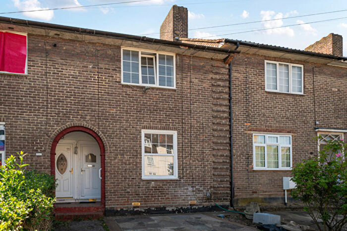 2 Bedroom Terraced House For Sale In Ballamore Road, Bromley, BR1