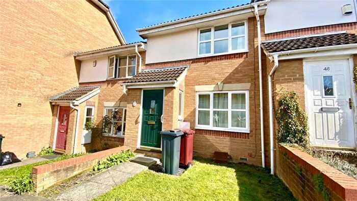 2 Bedroom Terraced House For Sale In Elm Park, Reading, Berkshire, RG30