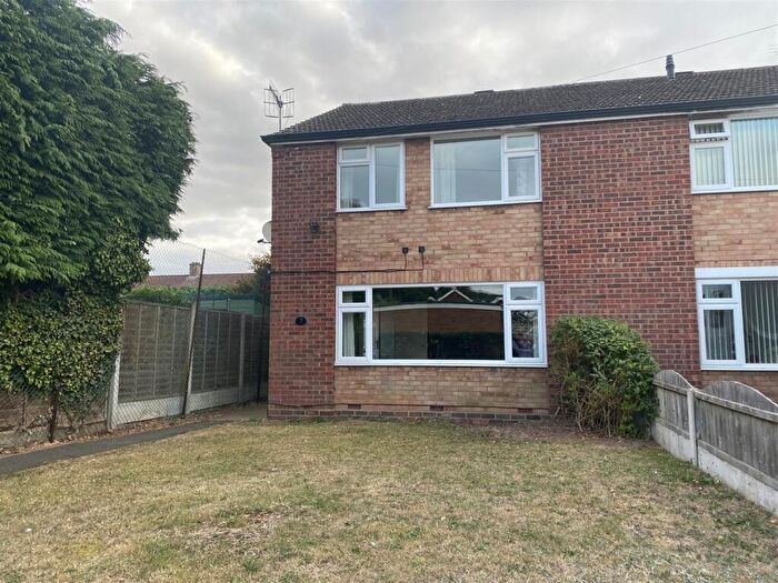 3 Bedroom Semi-Detached House For Sale In St. Davids Close, Stourport-On-Severn, DY13