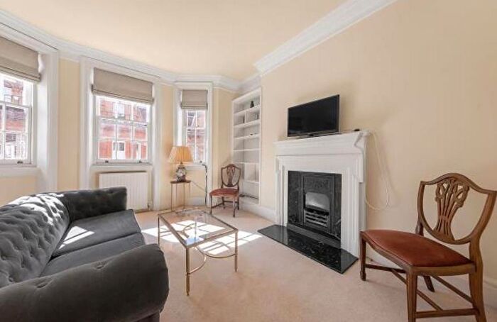 2 Bedroom Apartment To Rent In Penfold Street, St John's Wood, London, NW8