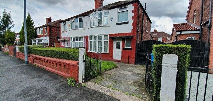 4 Bedroom House To Rent In Delacourt Road, Manchester, M14
