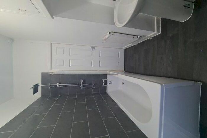 2 Bedroom Property To Rent In Hudson Street, Burnley, BB11