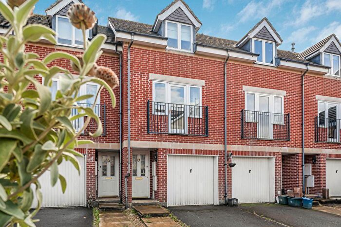 3 Bedroom Town House For Sale In Station Court, Bovey Tracey, TQ13