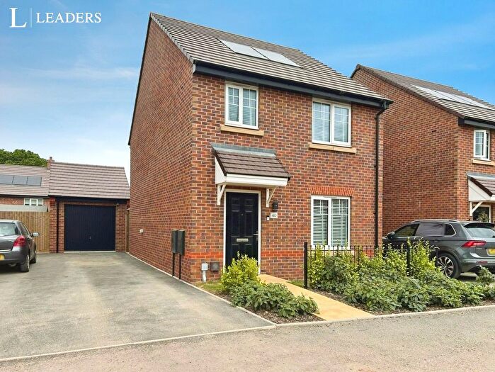 3 Bedroom Detached House For Sale In Baskerville Drive, Rushwick, Worcester, WR2