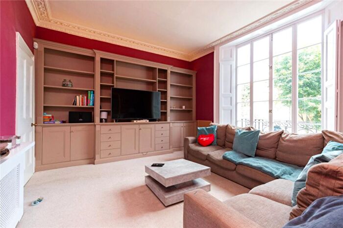 4 Bedroom Terraced House To Rent In Theberton Street, London, N1