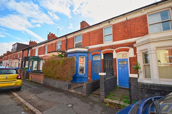 2 Bedroom Terraced House For Sale In William Street, Kettering, NN16