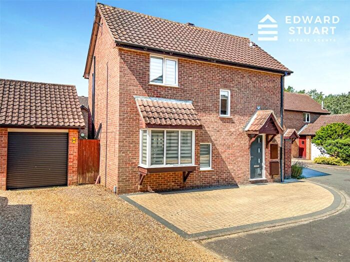 3 Bedroom Detached House For Sale In Greenacres, Werrington, Peterborough, PE4