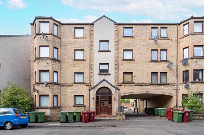 2 Bedroom Flat To Rent In Victoria Road, Falkirk, FK2