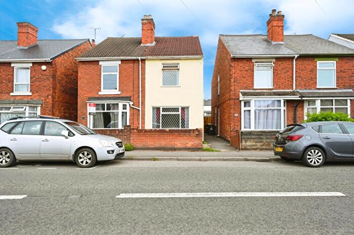 3 Bedroom Semi-Detached House To Rent In Kingsway, Kirkby-In-Ashfield, NG17