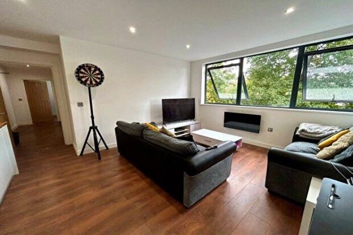 2 Bedroom Flat To Rent In Carlton Square, Nottingham, NG4