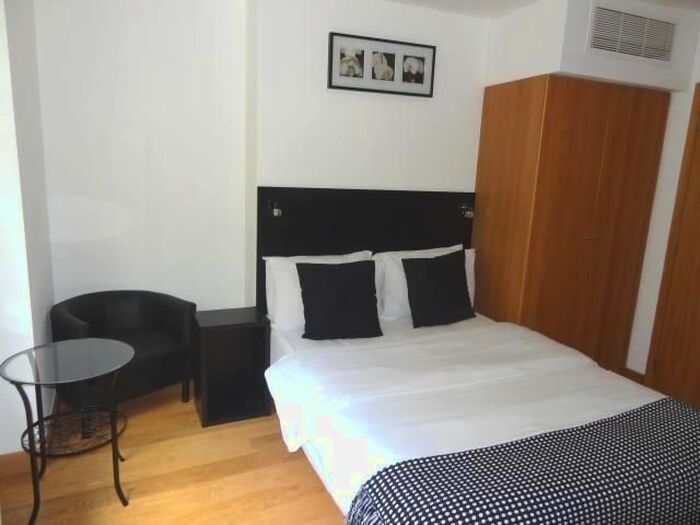 Studio To Rent In Cartwright Gardens, Bloomsbury, London, WC1H