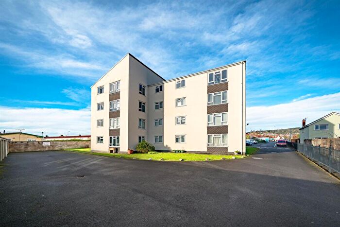 1 Bedroom Flat For Sale In Locking Road, Weston-Super-Mare, BS22