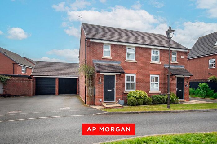 2 Bedroom Semi Detached House To Rent In Old Grove Lane, Shirley, Solihull, West Midlands, B90