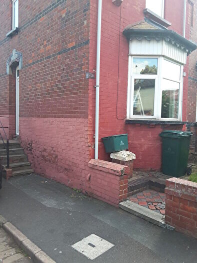 2 Bedroom End Of Terrace House To Rent In Kings Road, Wheatley, DN1