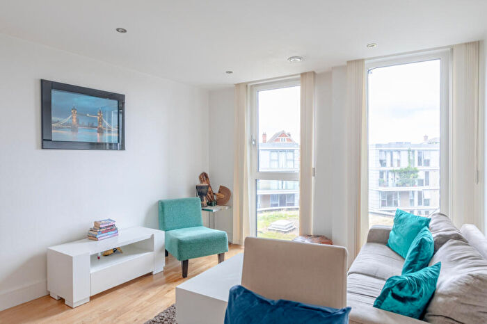 1 Bedroom Apartment To Rent In Seager Place, London, ., SE8