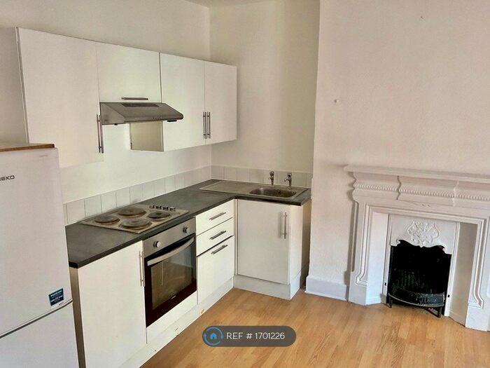 2 Bedroom Flat To Rent In Harlesden, London, NW10