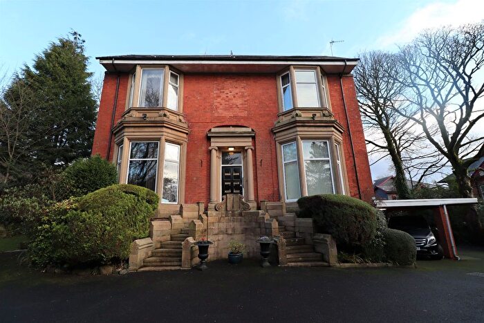 2 Bedroom Flat To Rent In East Park Road, Blackburn, BB1