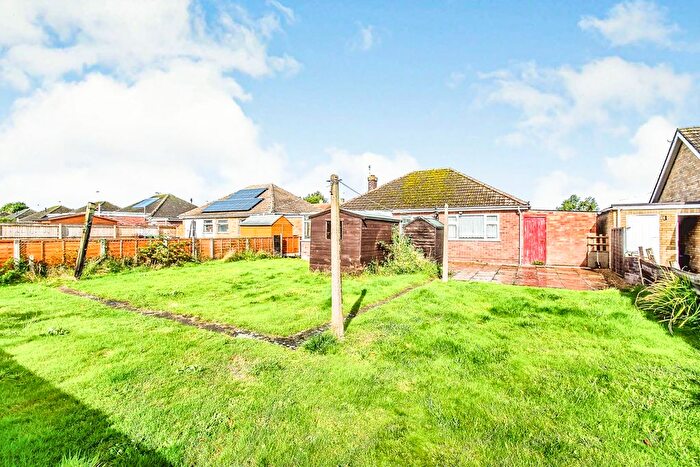 2 Bedroom Detached Bungalow For Sale In Daniels Crescent, Long Sutton, Spalding, PE12