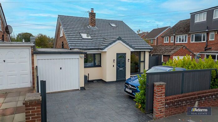 3 Bedroom Bungalow For Sale In Woburn Drive, Cronton, Widnes, WA8