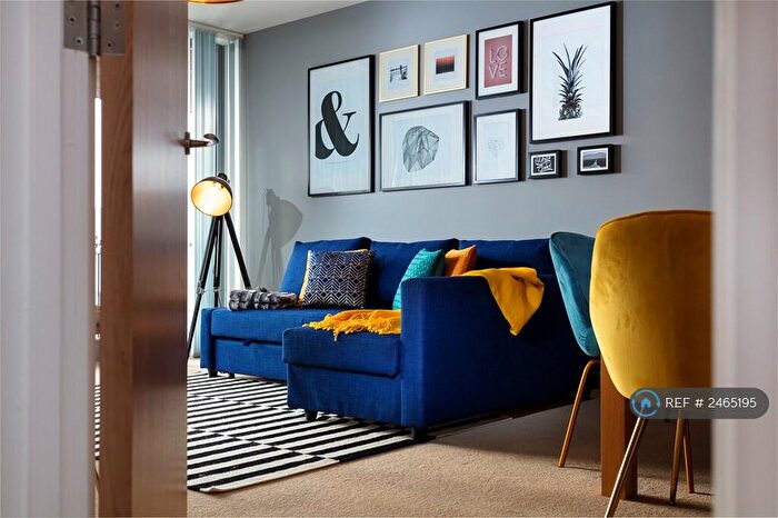 2 Bedroom Flat To Rent In George Place, Plymouth, PL1