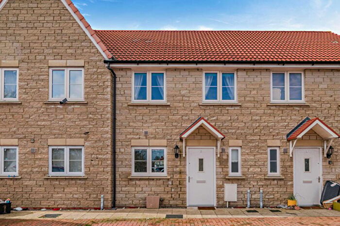 3 Bedroom Terraced House For Sale In Foxlands Close, Street, BA16