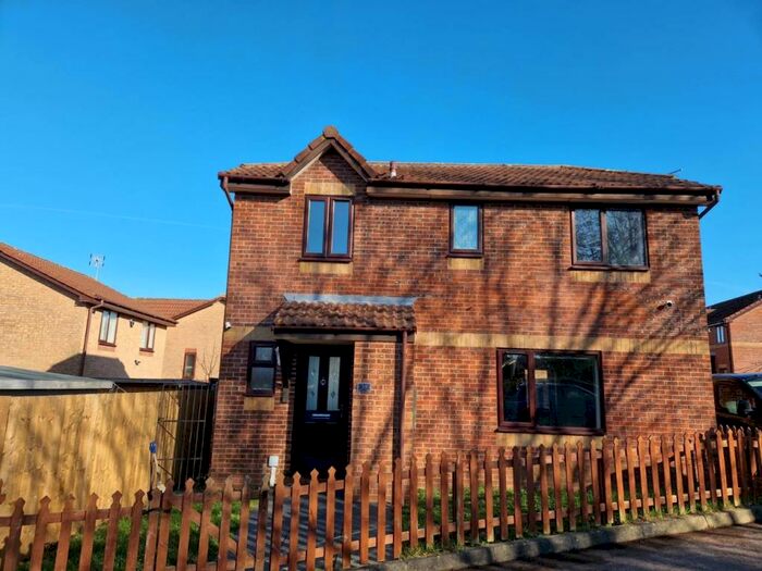 3 Bedroom Detached House To Rent In Whitley Mead, Stoke Gifford, Bristol, BS34