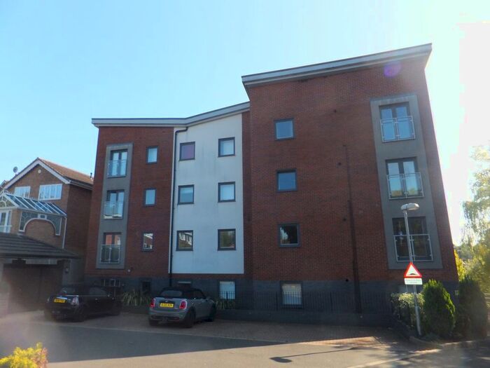 1 Bedroom Flat To Rent In A Lichfield Road, Four Oaks, Sutton Coldfield, B74